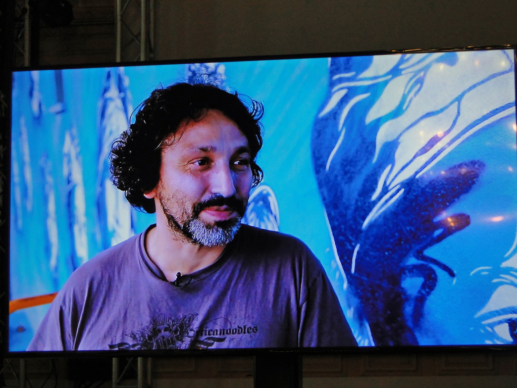 Video C215