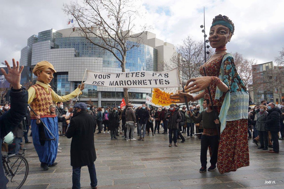 Marionnettes manif