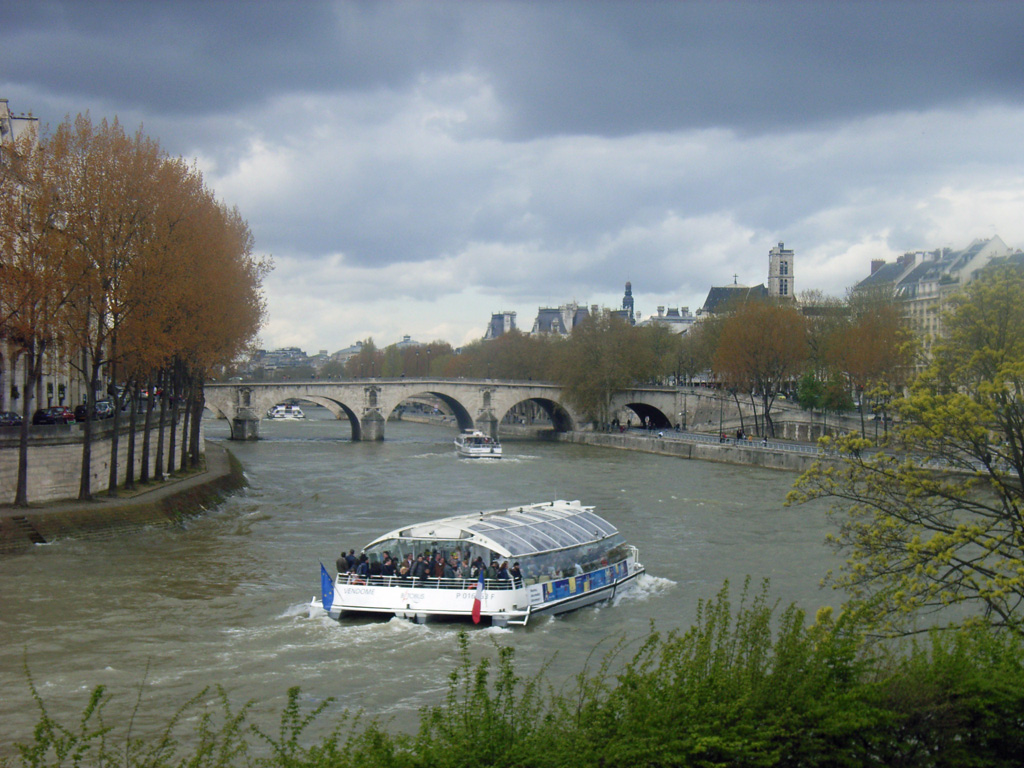 Seine-Avril2