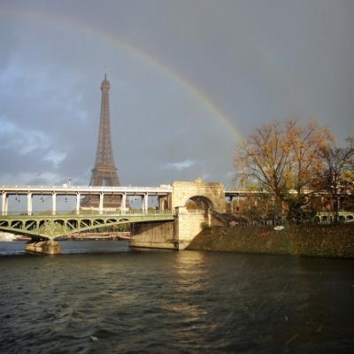 Seine-Eiffel-M11J09H16-17