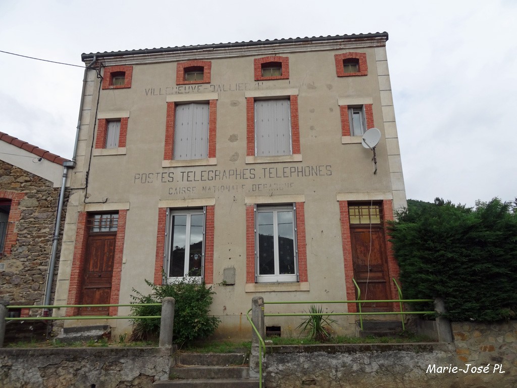 ex-poste Villeneuve d'Allier 